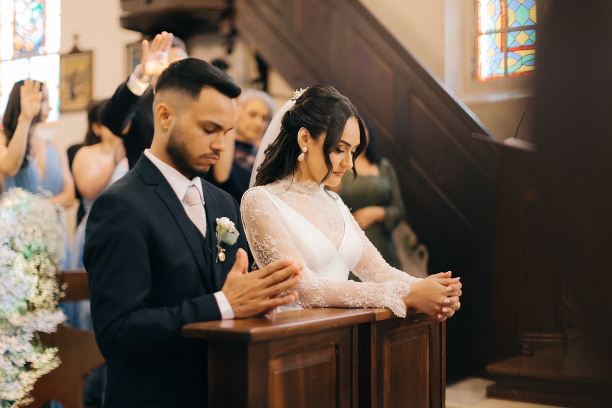 Wedding ceremony moment